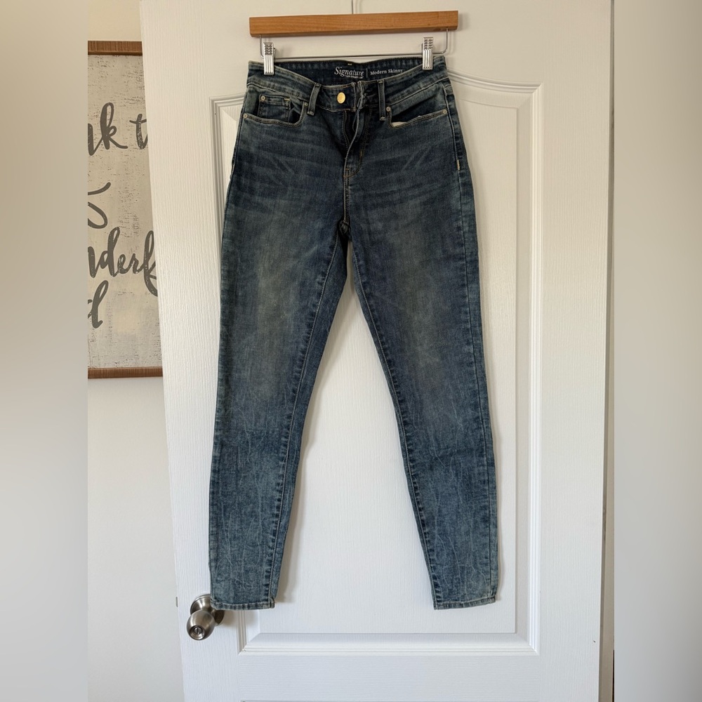 Signature Levi Strauss & Co. - Modern Skinny - Size 2
